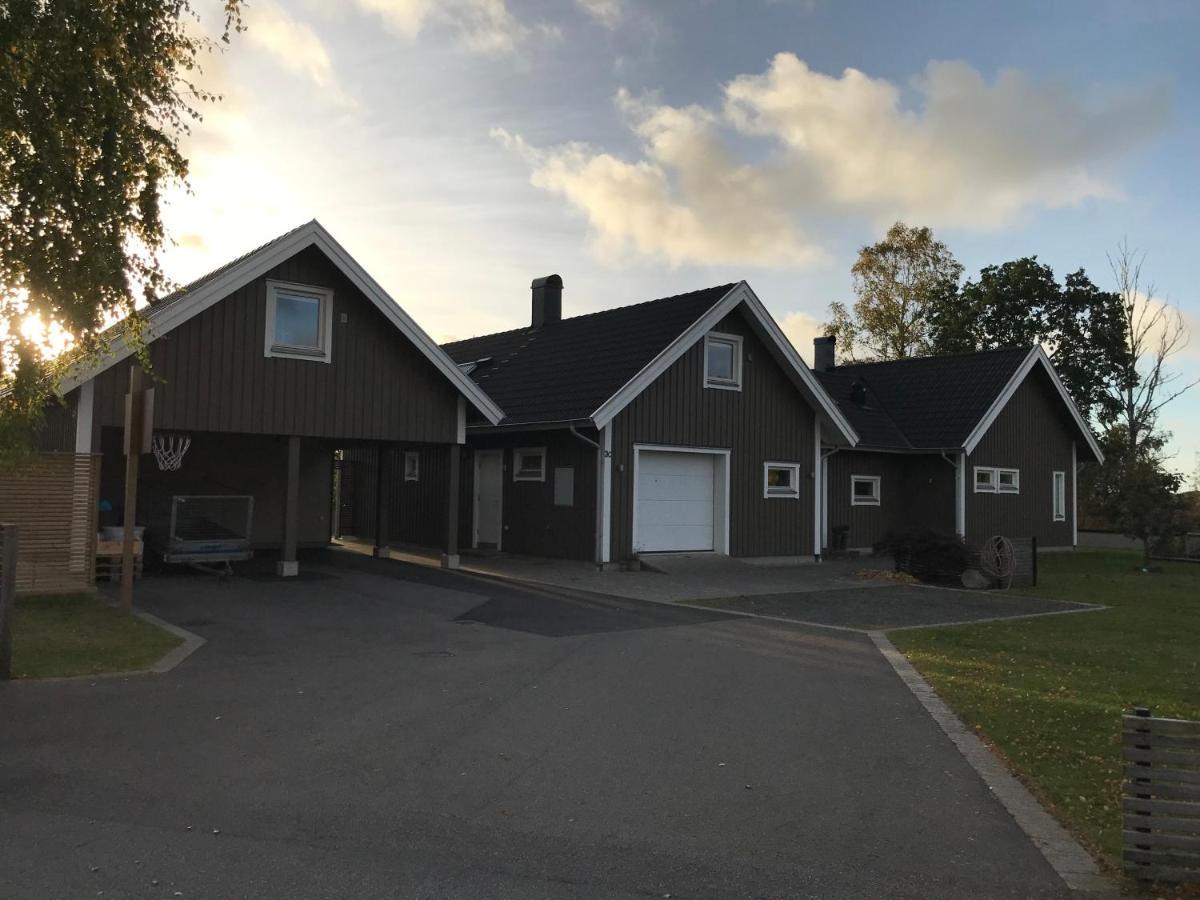 Apartamento Nybyggd Mysig Laegenhet I Falkenberg, Troeingeberg 5Min Fran E6, 30Min Ullared, Naera Stationen Exterior foto